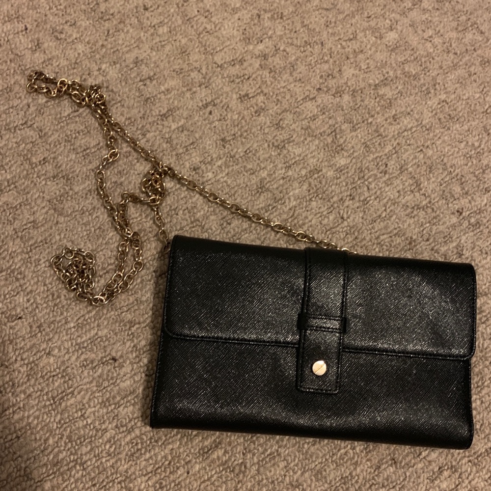 Halogen clutch